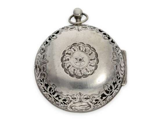 Taschenuhr: museale einzeigrige Oignon mit Wecker und Scheinpendel, Voisin a Paris um 1690-1700 - photo 5