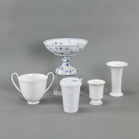 Drei Vasen, Shaker, Aufsatzschale - Foto 1