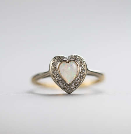 Ring in Herzform mit Opal - photo 4