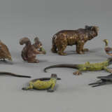 Gruppe von neun kleinen Wiener Tierbronzen - photo 2