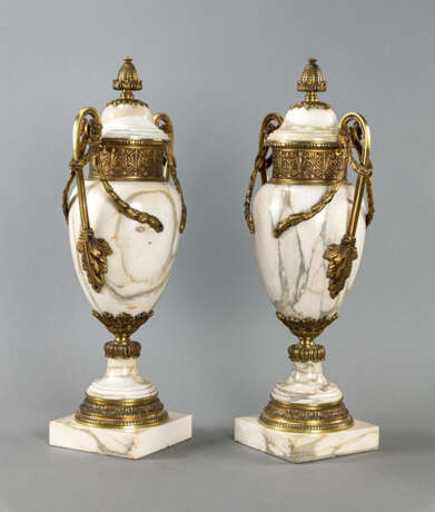 Paar Vasen im Empire-Stil - photo 2