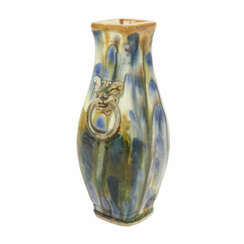 Sancai-farben glasierte Vase aus Irdenware. CHINA, vermutlichTang-Dynastie