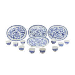 Konvolut blau-weisses Porzellan: 14tlg. CHINA, 1. Hälfte 20. Jahrhundert