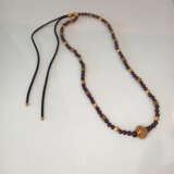 Halskette mit Gold- und Granatperlen - photo 1