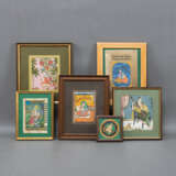 Fünf Miniaturmalereien und eine Spielkarte, u.a. mit Szenen aus dem Leben Krishna - Foto 2