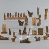 Sammlung von 32 Knochenschnitzereien und Plaketten teils mit figürlichen Darstellungen und erotischen Sujets - фото 2