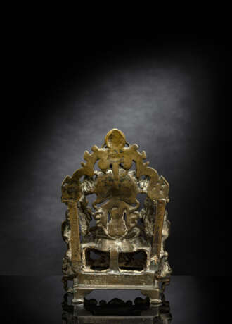Seltener Altar aus Bronze mit vermutlich der Darstellung des Parsvanatha - photo 2