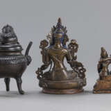 Bronze der Tara, Paar aus Bronze mit Ganesha und ein Weihrauchbrenner bekrönt von einem Kirin - Foto 2