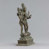 Bronzegruppe mit Darstellung des Chandrashekhara und Uma - Foto 2