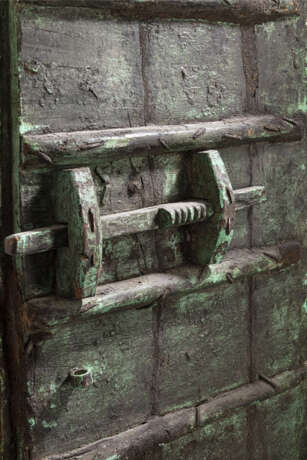 Feine Doppeltür mit polychromer Malerei von erotischen Szenen in viereckigen in Kartuschen mit Ölfarbe auf Holz - фото 4