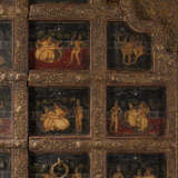 Feine Doppeltür mit polychromer Malerei von erotischen Szenen in viereckigen in Kartuschen mit Ölfarbe auf Holz - фото 10