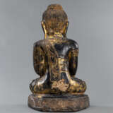 Holz- und Trockenlackfigur des Buddha mit Resten von Vergoldung - фото 3