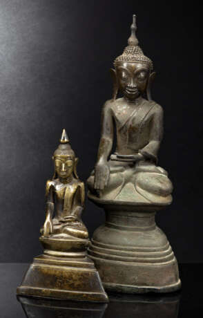 Zwei Bronzen des Buddha Shakyamuni - photo 1