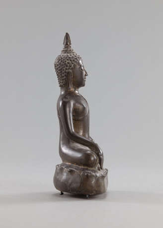 Bronze des sitzenden Buddha - photo 2