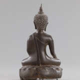 Bronze des sitzenden Buddha - photo 3