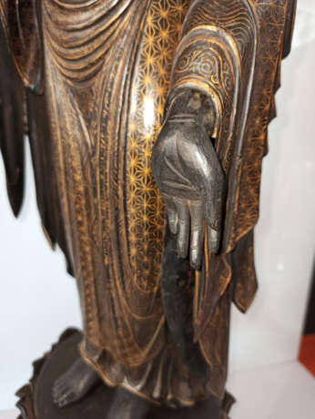 Skulptur des Buddha Amida Nyorai aus Holz - Foto 10