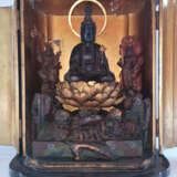 Altarschrein mit Darstellung des Kannon flankiert von Bishamonten und Fudo Myô-ô - photo 5
