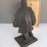 Bronze eines Kabuki-Tänzers mit Maske von Miura Wako - Foto 3