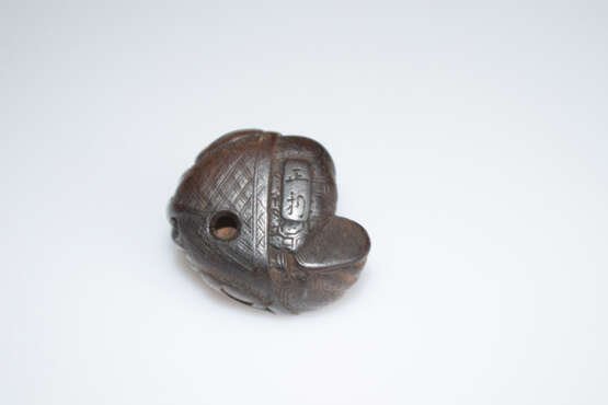 Netsuke der schlafenden Shojo aus Holz - фото 5