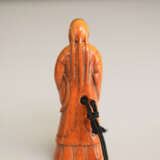 Netsuke eines stehenden Chinesen aus Elfenbein - photo 3