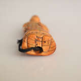 Netsuke eines stehenden Chinesen aus Elfenbein - photo 4