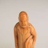 Netsuke eines stehenden Chinesen aus Elfenbein - photo 5