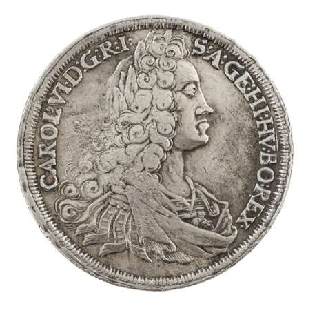 Habsburgische Erblande/Graz - 1 Reichstaler 1723, Karl VI., Av: Belorbeerte Kaiserbüste im antiken Harnisch, Rv: Gekrönter - photo 1