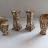 Paar Vierkant-Vasen und zwei Vasen aus Satsuma-Ware mit figuralem Dekor - фото 3