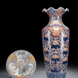 Große Imari-Vase und ein Kutani-Teller. - photo 1