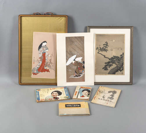 Holzschnitt, sign. Koichi Tsuchiya, zwei weitere Drucke und vier Bücher - Foto 5