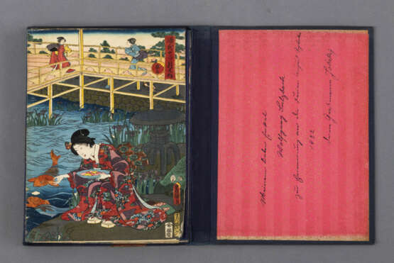 Album mit Krepppapierdrucken von Kunisada II., Sadahide und anderen - Foto 6