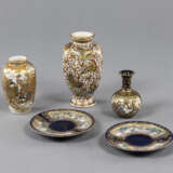 Drei Satsuma-Vasen und ein Paar Untersetzer - Foto 1