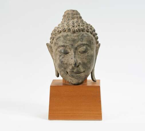 Buddhakopf mit kleiner ushnisha - photo 1