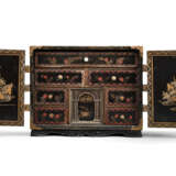 Kabinettkästchen aus Holz mit schwarzer Lackauflage - Foto 2