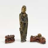 Figur des Li Bai und Pinselablage mit Nusskernen - photo 1