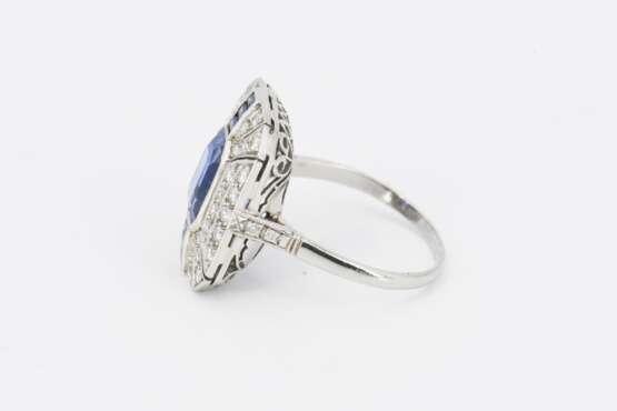 Sapphire-Diamond-Ring - photo 3