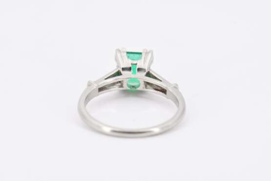 Emerald-Diamond-Ring - photo 4