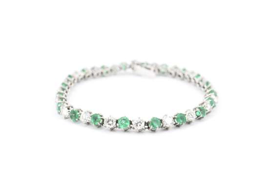 Emerald-Diamond-Tennis-Bracelet - Foto 2