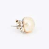 Natural Pearl-Ear Stud Clips - photo 3