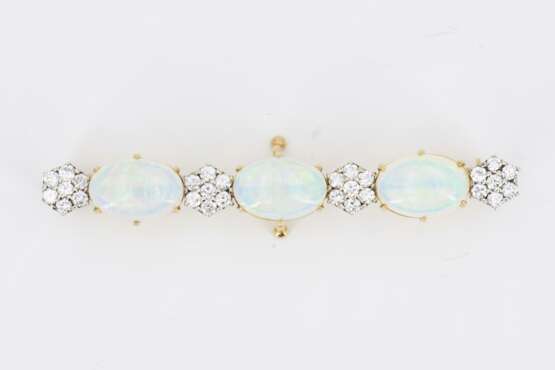 Opal-Diamond-Set: Brooch and Ear Pendants - фото 5