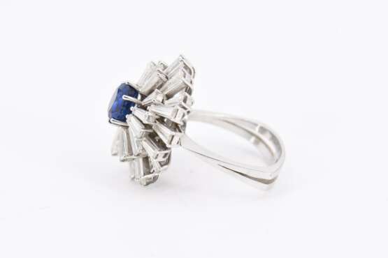 Sapphire-Diamond-Ring - photo 3