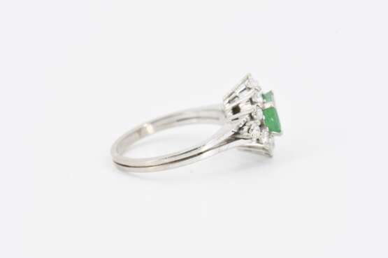 Emerals-Diamond-Cluster-Ring - Foto 5