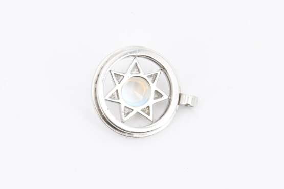 Moon Stone-Diamond-Pendant-Necklace - photo 4