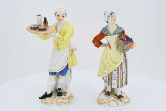 12 porcelain figurines from a series "Cris de Paris" - фото 25