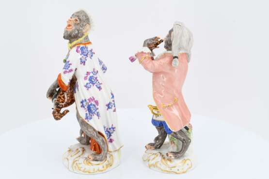 19 porcelain figurines and one music desk from the ape chapel - фото 18