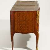 Transitional-style rosewood chest of drawers - photo 4