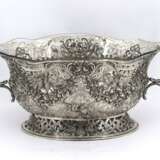 Pair of magnificent large silver bowls with garlands and birds of paradise - photo 5