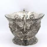 Pair of magnificent large silver bowls with garlands and birds of paradise - фото 18