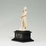 Ivory figurine of Napoleon Bonaparte - фото 2