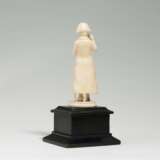 Ivory figurine of Napoleon Bonaparte - photo 3
